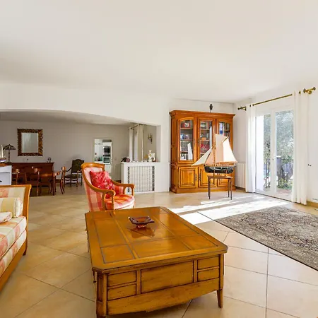 Les Hauts De Bellet By Interhome * Nice